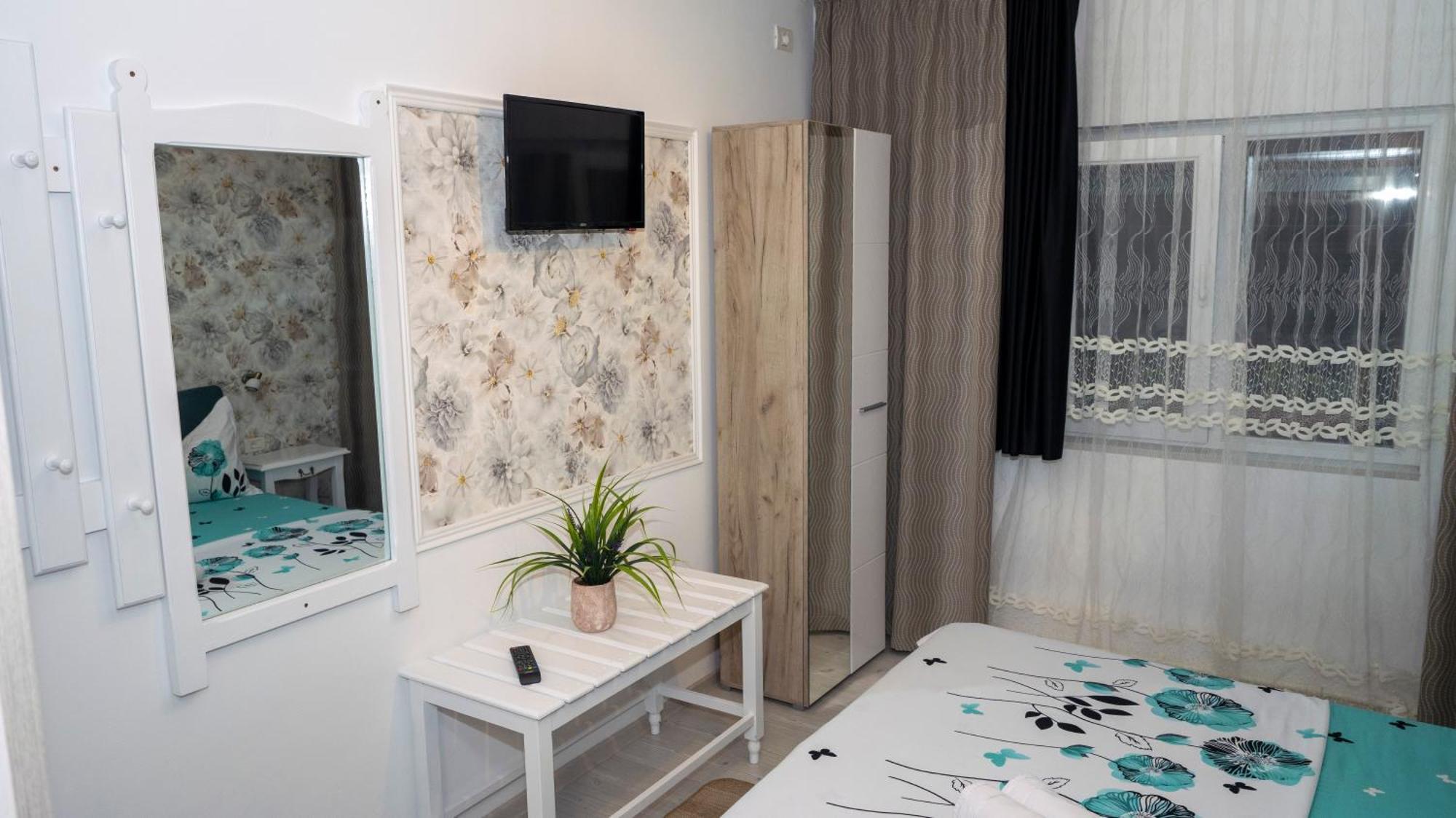 Casa Sebastian Hotel Costinesti Room photo